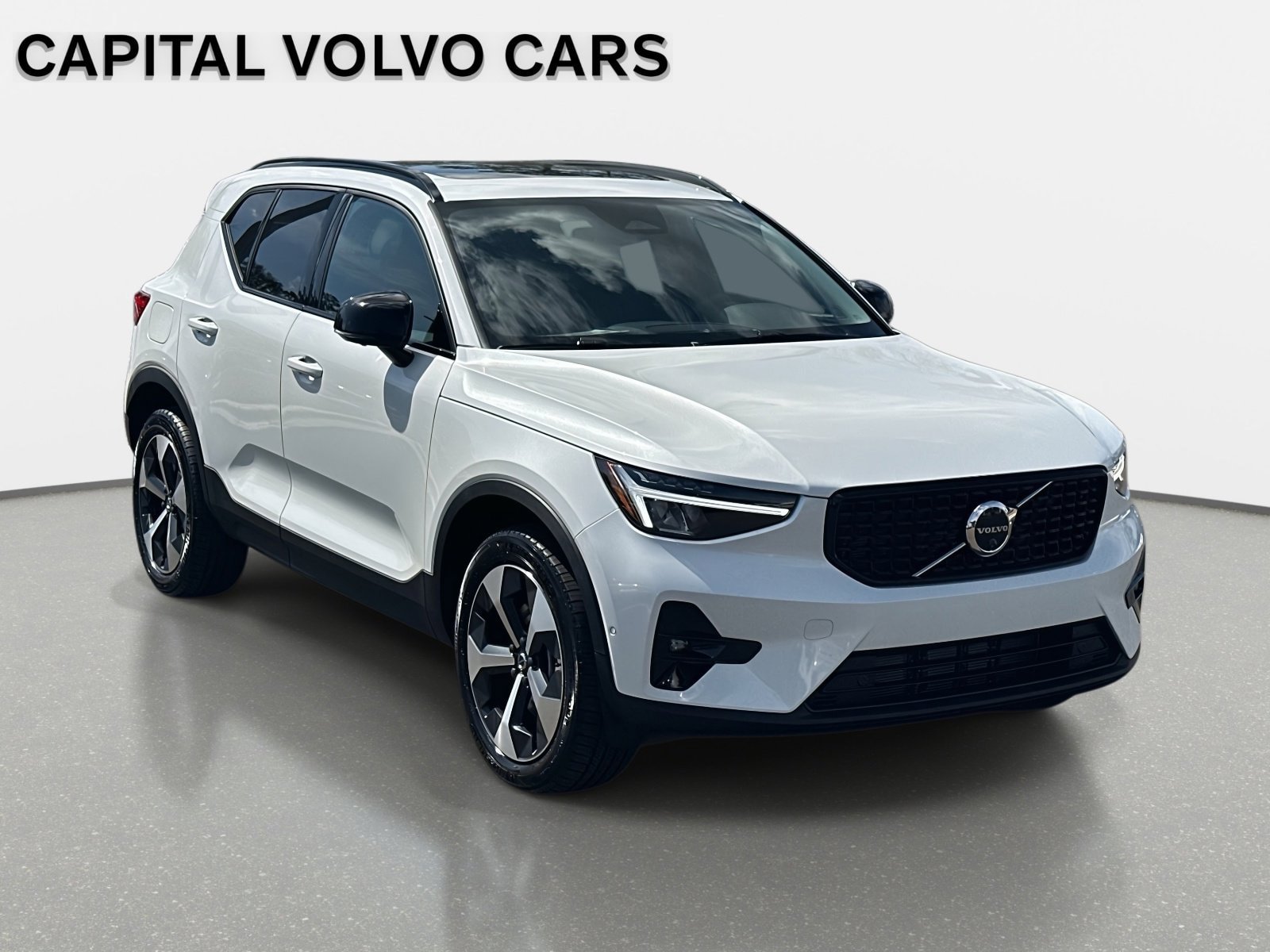 New 2026 Volvo XC40 B5 Plus w/ Protection Package Premier AWD/4WD image 3