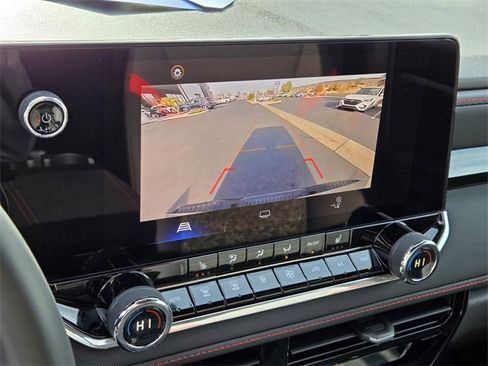 Used 2023 Chevrolet Colorado Z71 w/ Z71 Convenience Package 2 image 22