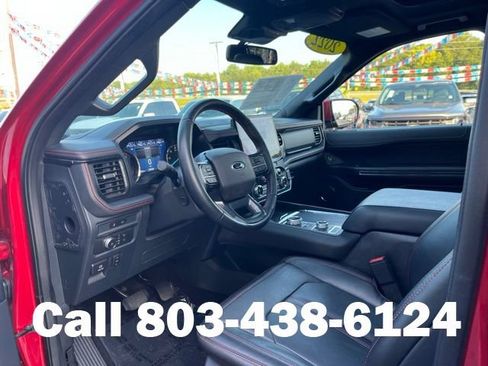 Used 2022 Ford Expedition Limited AWD/4WD image 6