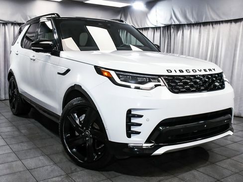 Used 2023 Land Rover Discovery S R-Dynamic image 3