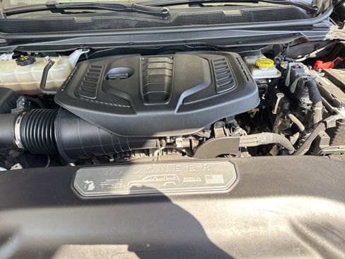 Used 2024 Jeep Wagoneer Series II image 34