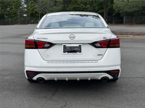 Used 2023 Nissan Altima 2.5 SL AWD/4WD image 28
