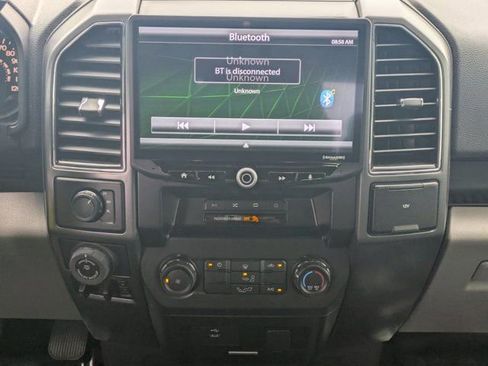 Used 2018 Ford F150 XLT w/ Trailer Tow Package image 16