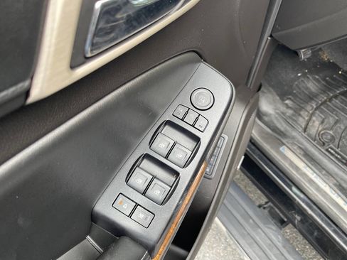 Used 2015 GMC Yukon XL Denali w/ Premium Package image 20