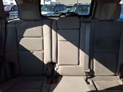 Used 2011 Jeep Grand Cherokee Laredo image 19