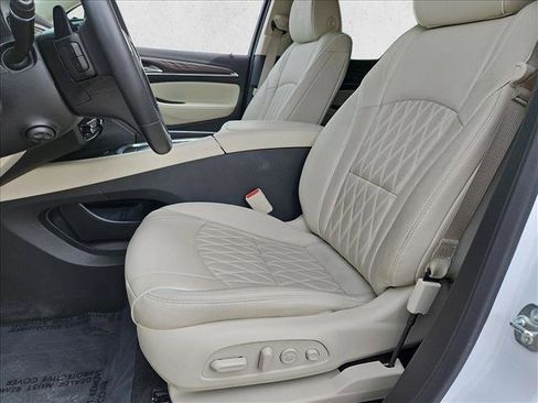 Used 2024 Buick Enclave Avenir w/ Avenir Technology Package AWD/4WD image 13
