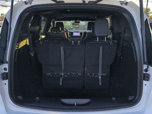 New 2026 Chrysler Pacifica Select AWD/4WD image 13