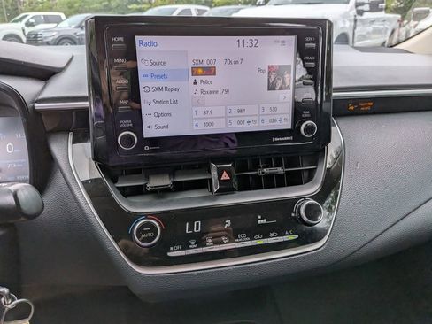 Used 2022 Toyota Corolla LE FWD image 21