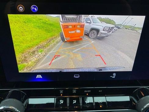 New 2025 Chevrolet Colorado W/T w/ Advanced Trailering Package image 9