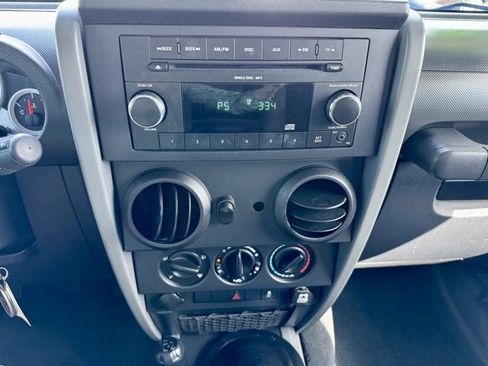 Used 2010 Jeep Wrangler Sport AWD/4WD image 16