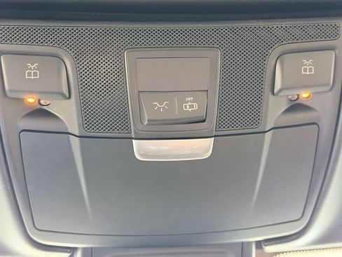 Used 2014 Mercedes-Benz SLK 250 image 44