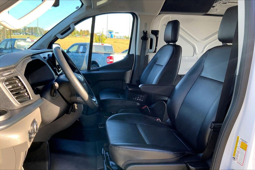 Used 2024 Ford Transit 250 Low Roof w/ Load Area Protection Package RWD image 9