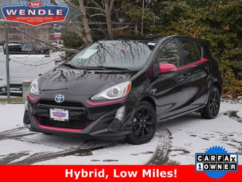 Used 2016 Toyota Prius C Four image 1