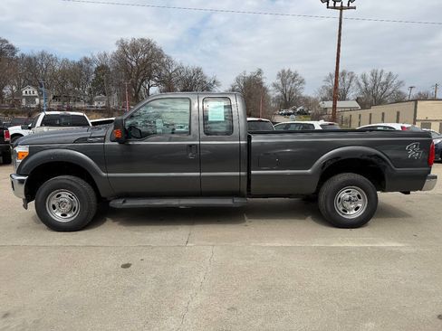 Used 2015 Ford F250 XL w/ Power Equipment Group image 4