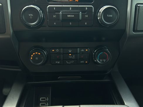 Used 2020 Ford F150 XLT w/ Equipment Group 302A Luxury RWD image 23