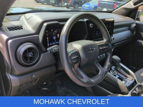 Certified 2023 Chevrolet Colorado Trail Boss w/ Technology Package AWD/4WD image 11
