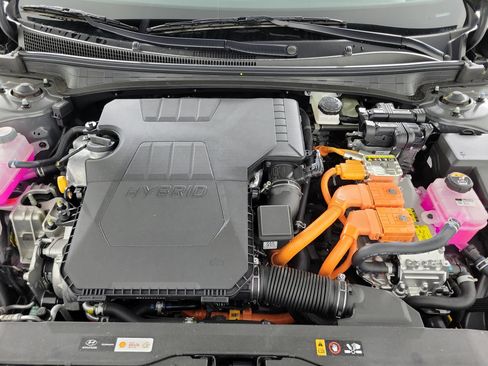 New 2025 Hyundai Elantra SEL image 34