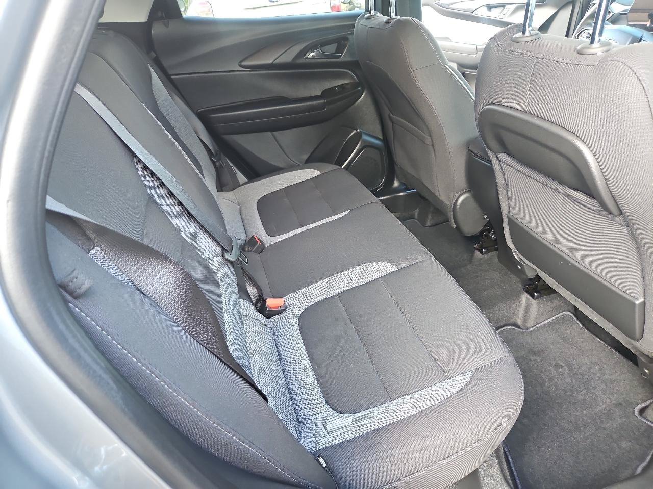Used 2025 Chevrolet TrailBlazer LT w/ Driver Confidence Package AWD/4WD image 23
