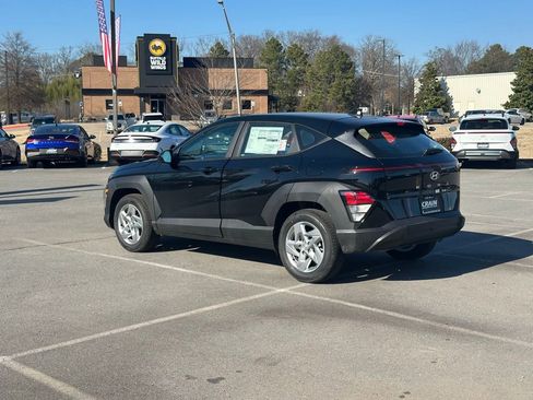 New 2026 Hyundai Kona SE image 5