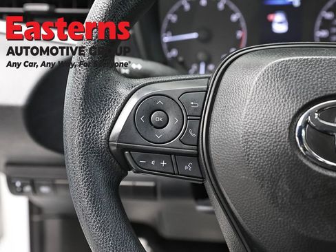 Used 2025 Toyota Corolla LE FWD image 14