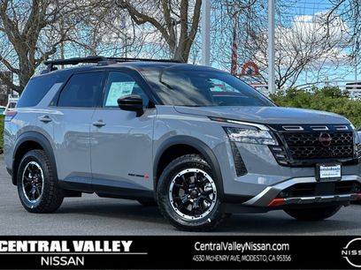 New 2026 Nissan Pathfinder Rock Creek w/ Rock Creek Premium Package