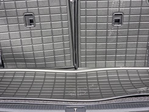 New 2026 Volkswagen Atlas SE image 21