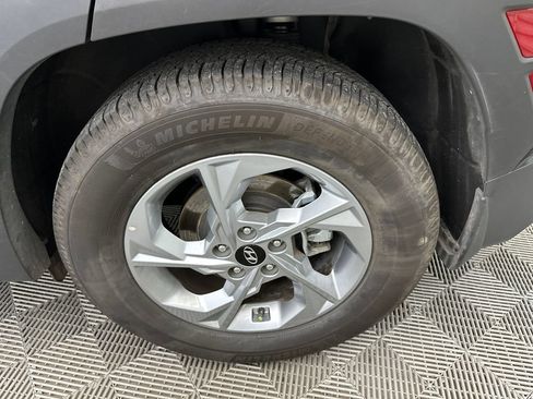 Used 2023 Hyundai Tucson SE FWD image 18