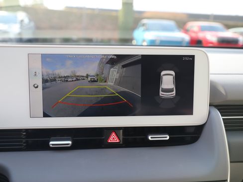 Used 2023 Hyundai Ioniq 5 SEL image 23