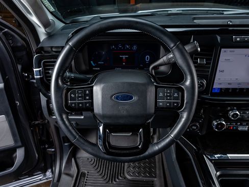 Used 2024 Ford F250 Lariat w/ Lariat Ultimate Package image 18