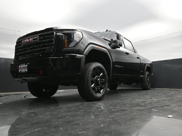 Used 2025 GMC Sierra 2500 AT4 AWD/4WD image 68