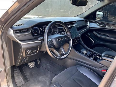 Used 2021 Jeep Grand Cherokee L Laredo AWD/4WD image 12