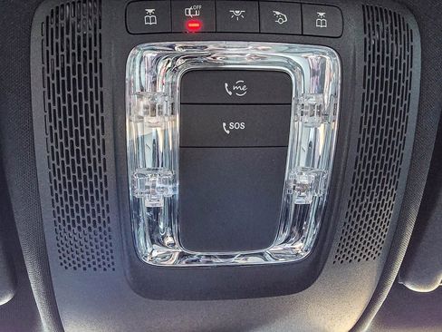 Used 2025 Mercedes-Benz GLA 250 4MATIC image 30