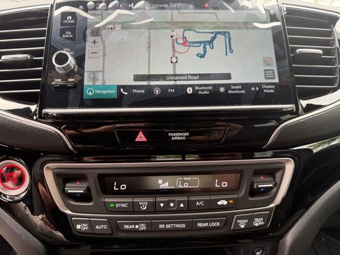 New 2026 Honda Ridgeline Black Edition image 25