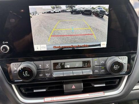 Certified 2025 Toyota Grand Highlander FWD image 31
