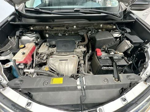 Used 2014 Toyota RAV4 LE AWD/4WD image 23