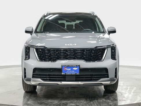 Used 2024 Kia Sorento S w/ Panoramic Sunroof Package AWD/4WD image 10