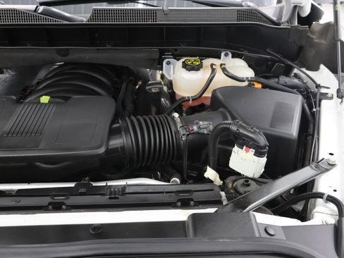Used 2023 Chevrolet Silverado 1500 RST AWD/4WD image 16