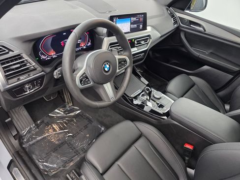 Certified 2024 BMW X3 sDrive30i w/ M Sport Package RWD image 9