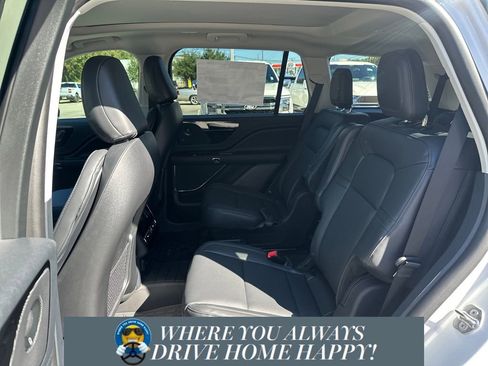 New 2026 Lincoln Aviator 2WD image 22