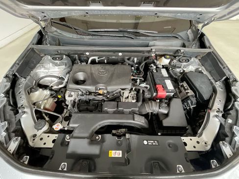 Used 2020 Toyota RAV4 LE w/ All Weather Liner Package AWD/4WD image 25