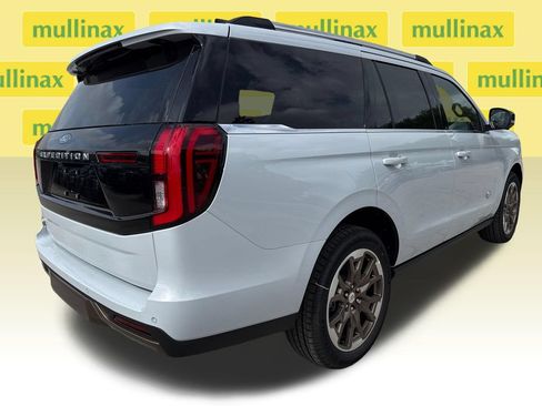 New 2026 Ford Expedition King Ranch AWD/4WD image 16