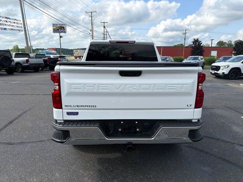 Used 2024 Chevrolet Silverado 1500 LT AWD/4WD image 5