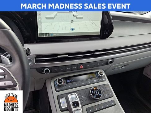 Used 2023 Hyundai Palisade SEL w/ Premium Package image 23