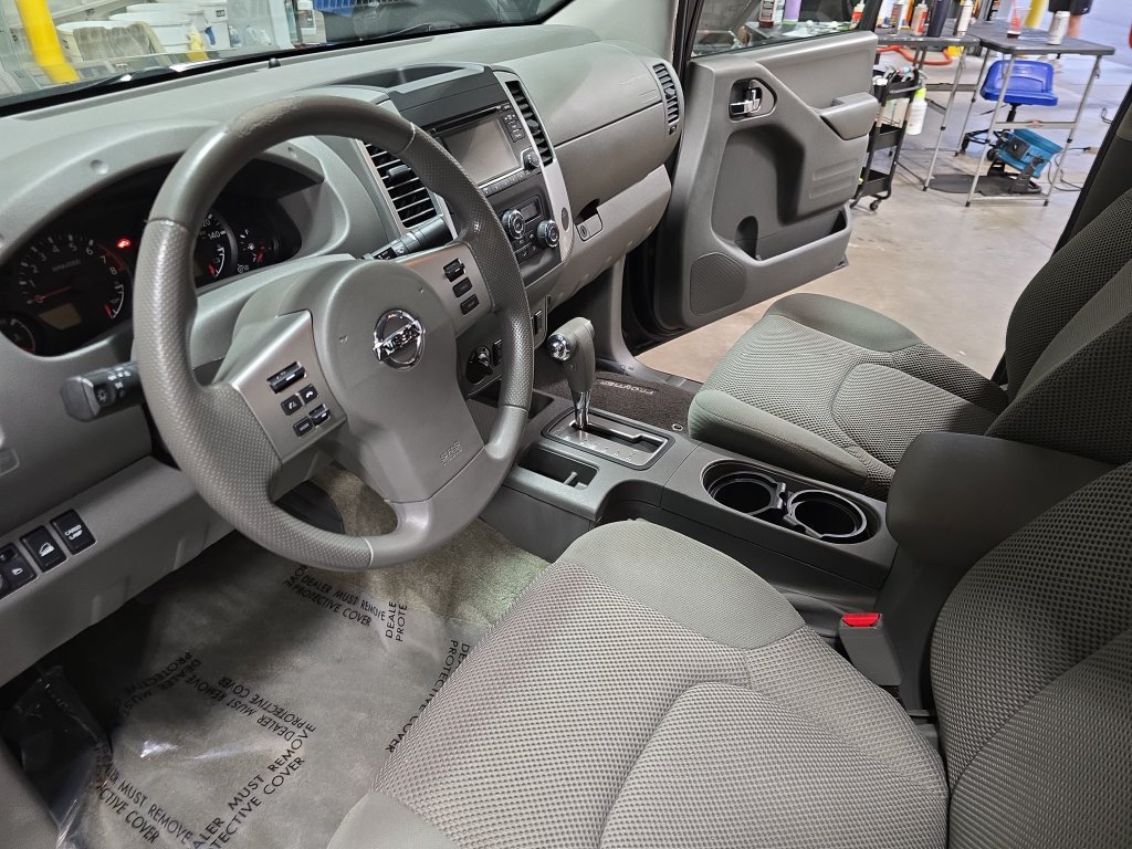 Used 2016 Nissan Frontier SV AWD/4WD image 17