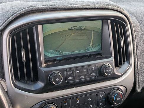 Used 2018 Chevrolet Colorado LT image 13