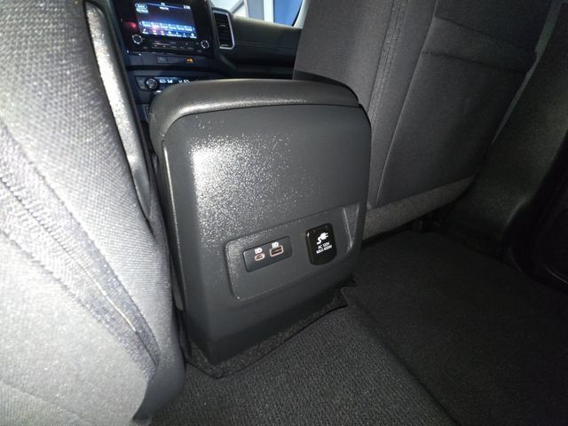 Used 2024 Nissan Frontier SV w/ SV Convenience Package AWD/4WD image 28