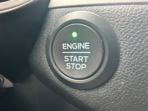 Certified 2021 Ford Escape SE w/ Cold Weather Package image 23