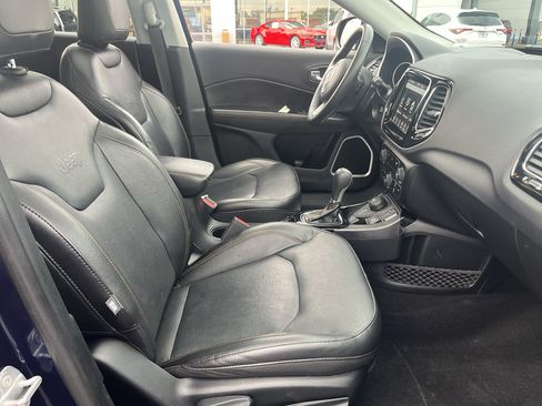 Used 2018 Jeep Compass Limited w/ Navigation Group AWD/4WD image 36