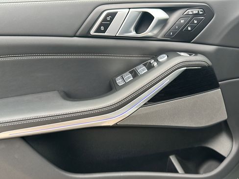 Certified 2024 BMW X7 M60i w/ Executive Package image 16