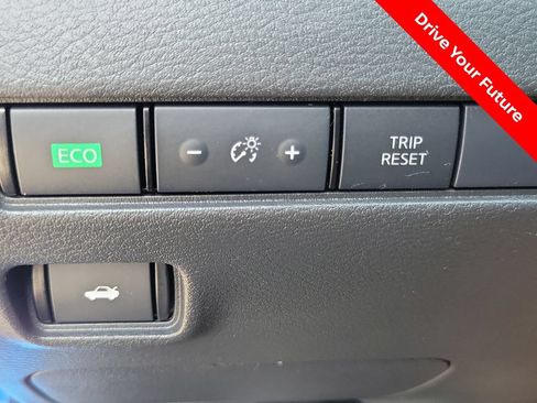 Certified 2024 Nissan Sentra SV w/ All-Weather Package FWD image 15